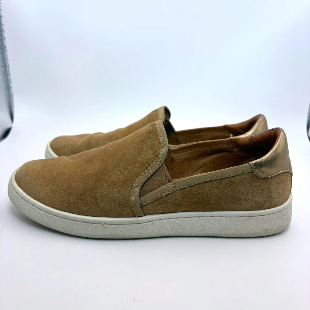 UGG Cas Slip On Suede Leather Sneakers Womens 7‎ Chestnut Brown Metallic Gold